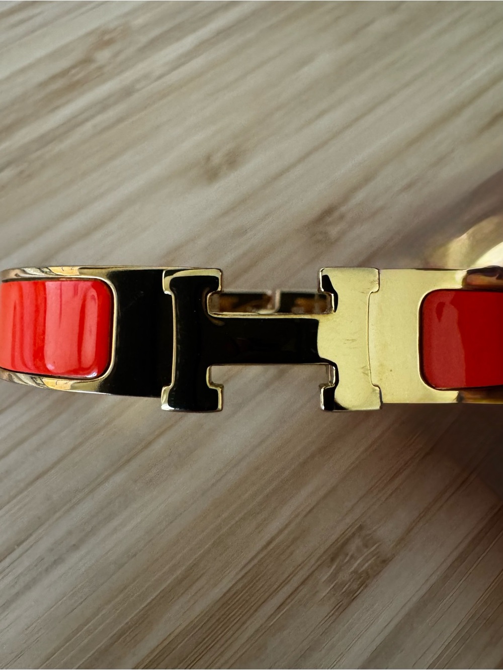 Unlisted Fashion Bracelet 4 Sara! - Picture 2 of 3